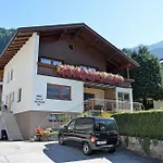 Haus Dejakom Mayrhofen