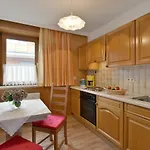 Haus Dejakom Appartement *