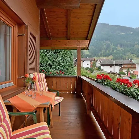 Haus Dejakom Apartment